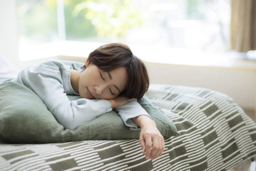 睡眠の役割は、エネルギー温存だけではない